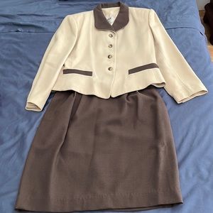 Kasper skirt suit - size 10P